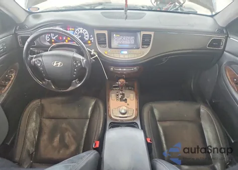 2011 Hyundai Genesis 3.8L z USA, uszkodzony, nr VIN KMHGC4DE3BU122913